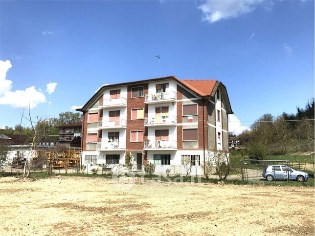 Appartamento in residenziale in Via Monferrato 6