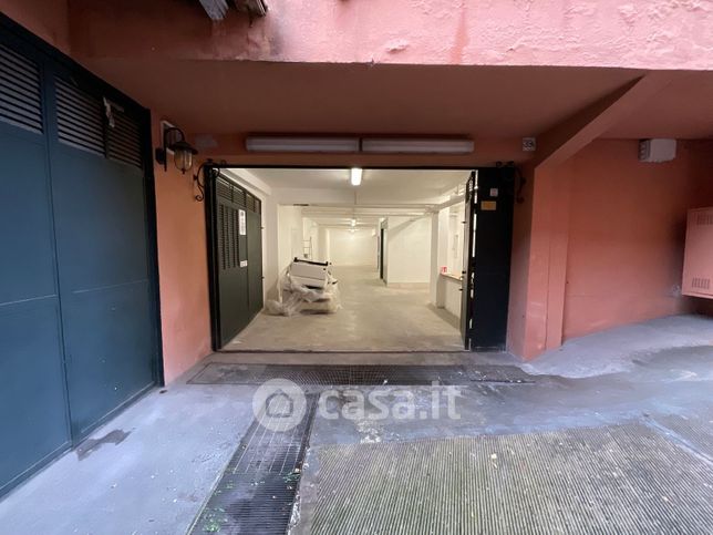 Garage/posto auto in residenziale in Via dell' Acquedotto Paolo 45