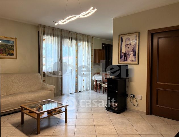 Appartamento in residenziale in Via Geminelli