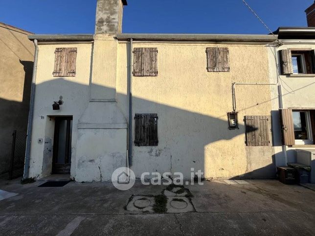 Rustico/casale in residenziale in Via Agora 46