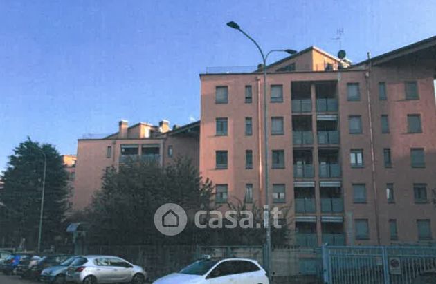 Appartamento in residenziale in Via Gianni Riccardi 9