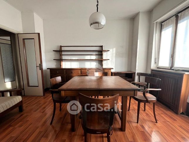 Appartamento in residenziale in Via Milano 189