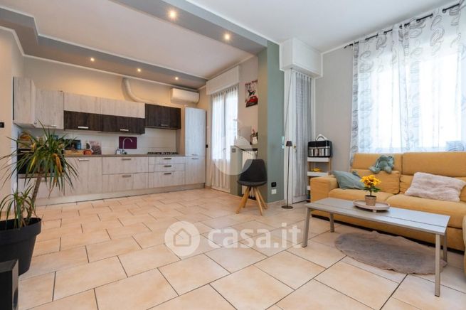 Appartamento in residenziale in Via Giovanni Mussa 16
