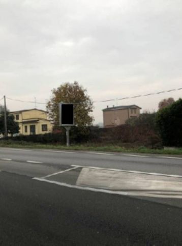 Terreno edificabile in residenziale in Strada Regionale 10 Padana Inferiore