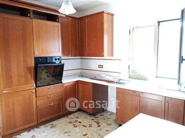 Appartamento in residenziale in Via dei Padri Cavensi