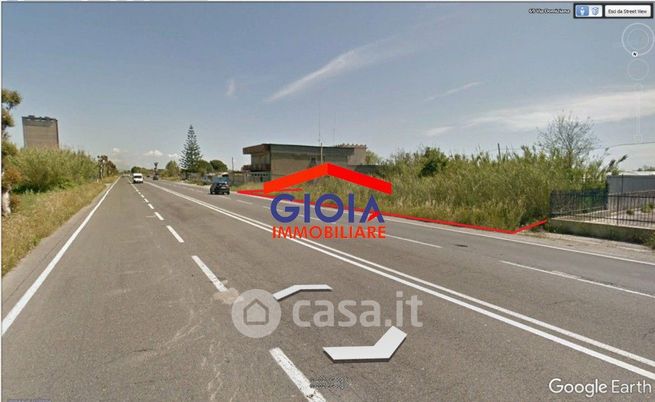 Terreno agricolo in commerciale in Via Domiziana 73