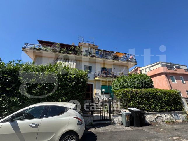 Appartamento in residenziale in Via Pasquale Lombardo 10