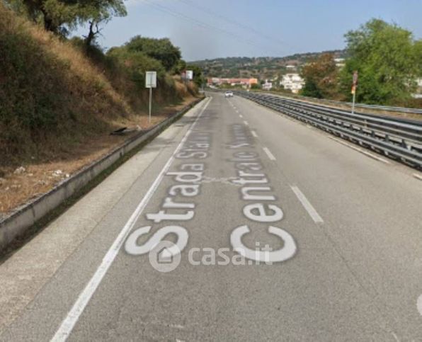 Capannone in commerciale in Strada Statale 131 Diramazione Centrale Nuorese