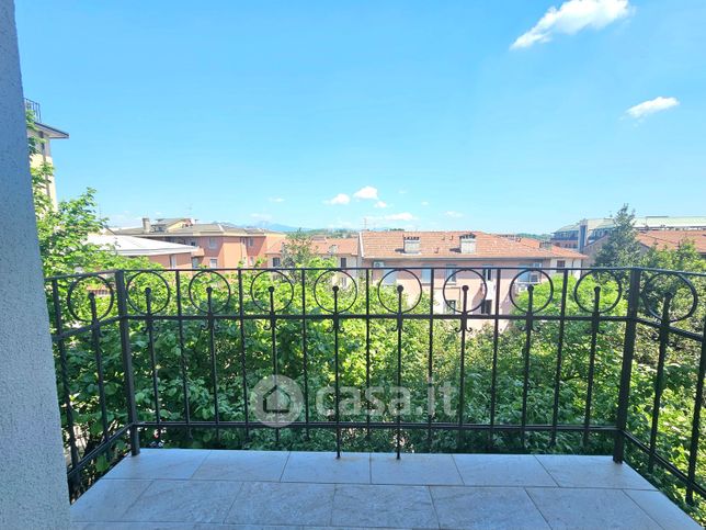 Appartamento in residenziale in Via ambrogio borgognone 24