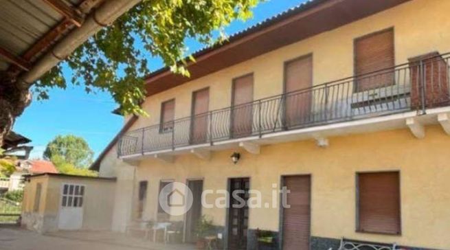 Casa bi/trifamiliare in residenziale in Via Rubattino