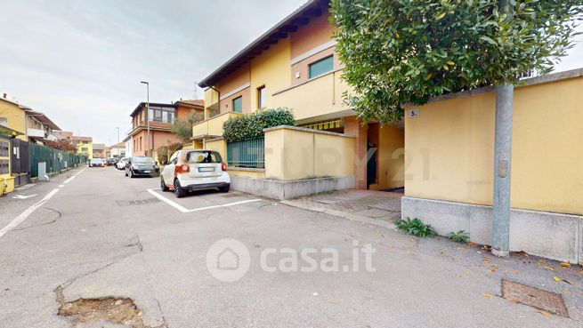 Appartamento in residenziale in Via Eschilo 5 A