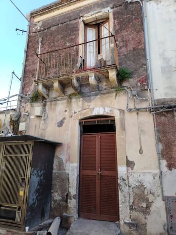 Appartamento in residenziale in Via di Benedetto 13