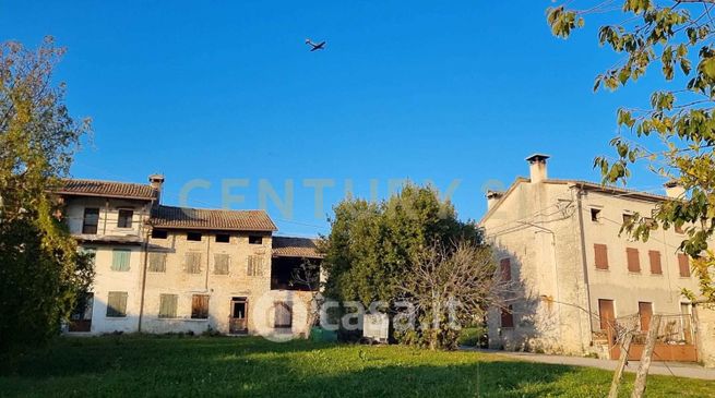 Terreno agricolo in commerciale in Via Virago Basso 11