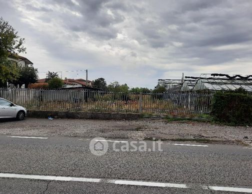 Terreno edificabile in residenziale in Via Crema