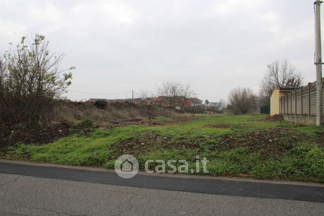 Terreno edificabile in residenziale in Via Prarolo