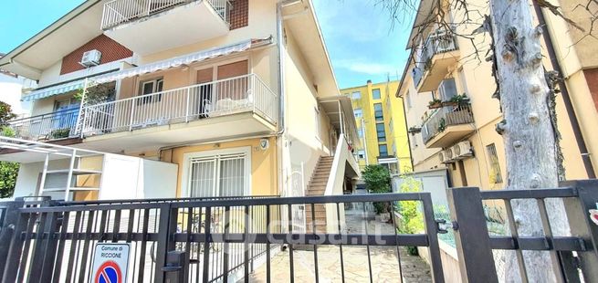 Appartamento in residenziale in Viale Noli 7