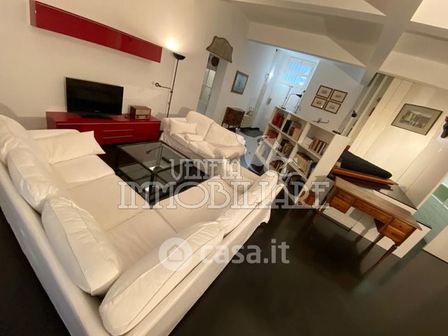 Loft in residenziale in 