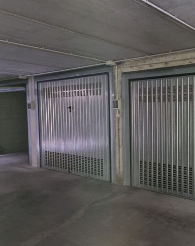 Garage/posto auto in residenziale in Strada Provinciale 589 212-218