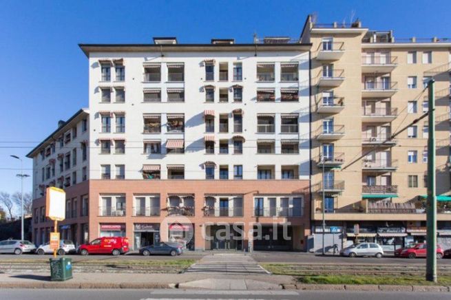 Box/posto auto in residenziale in Piazza Villapizzone 1