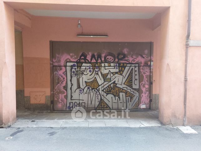 Garage/posto auto in residenziale in Vicolo Gangaiolo