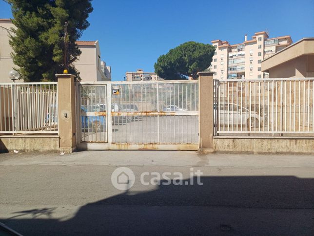 Box/posto auto in residenziale in Via Badia
