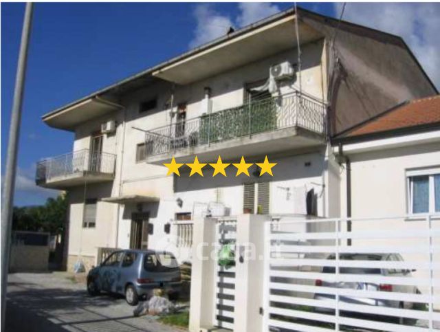 Appartamento in residenziale in Via Zaleuco di Locri