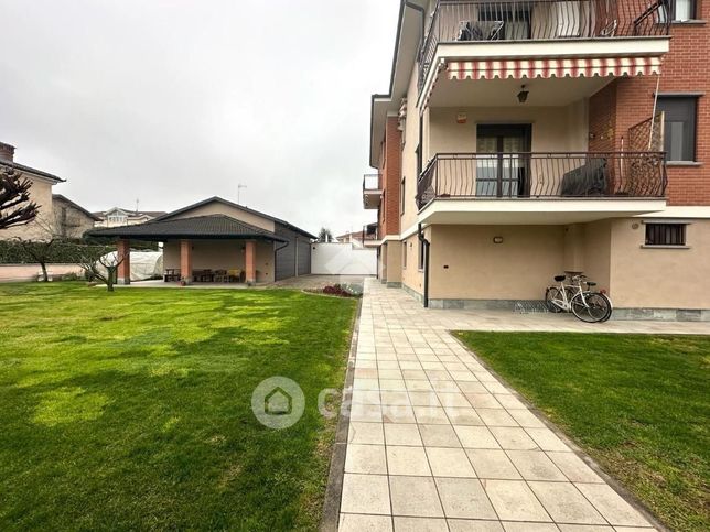 Appartamento in residenziale in Via Vernetta 15