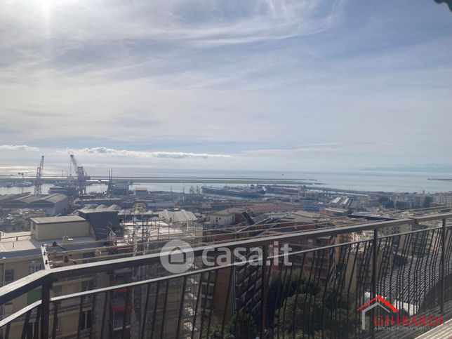 Appartamento in residenziale in Via Samo 4