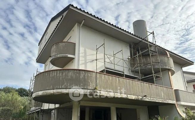 Villa in residenziale in Via delle Zinnie