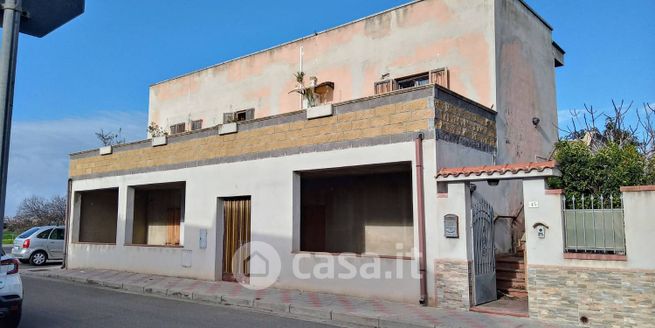 Casa indipendente in residenziale in Viale Trieste