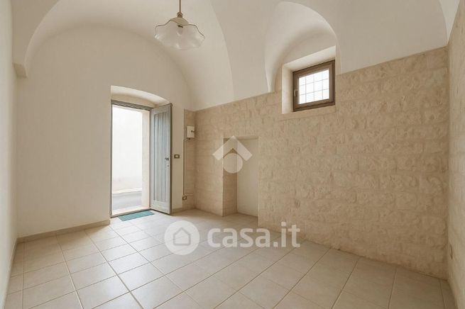 Casa indipendente in residenziale in 