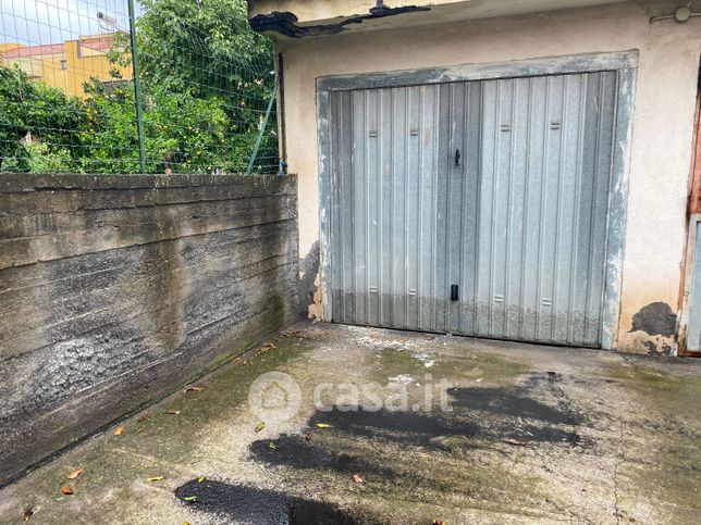 Garage/posto auto in residenziale in Via Nino Arcidiacono