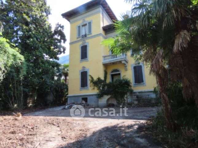 Villa in residenziale in Corso Bergamo