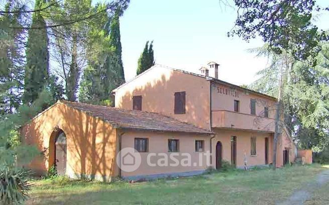 Terreno agricolo in commerciale in 