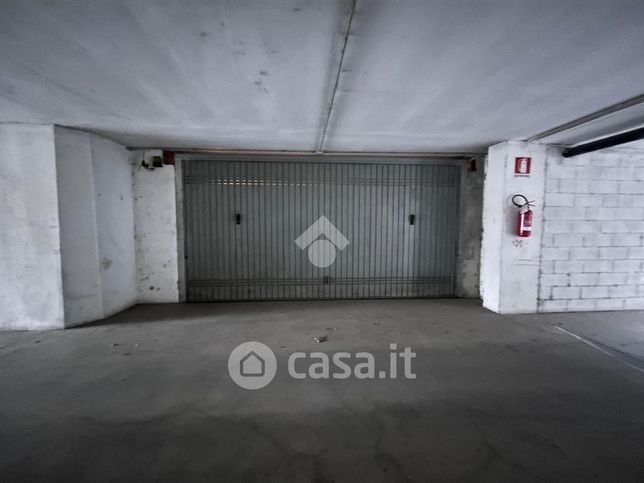 Garage/posto auto in residenziale in Via della Palazzina