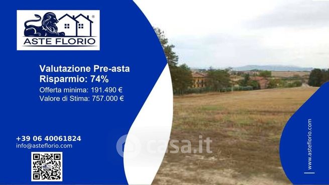 Terreno agricolo in commerciale in Via Matteo Spinelli