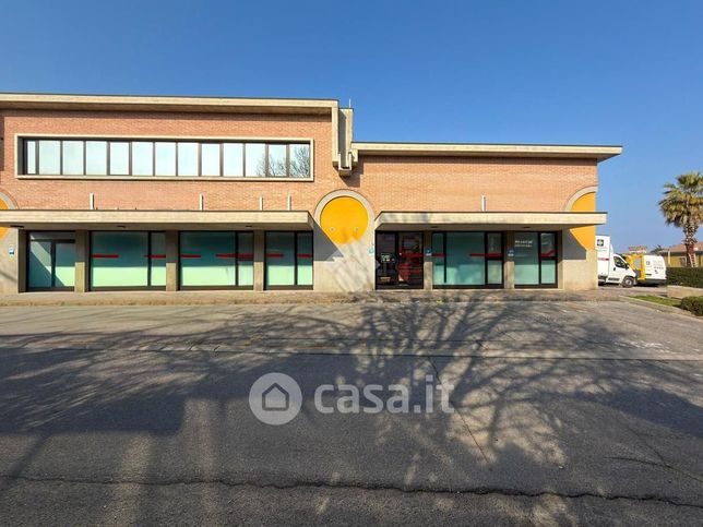 Ufficio in commerciale in Via Eridio 34