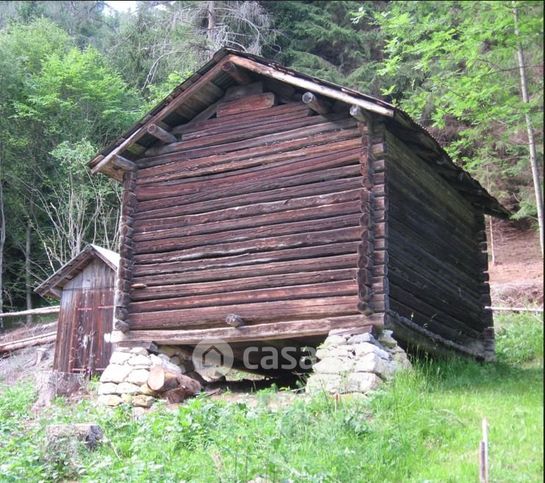 Baita/bungalow/chalet/trullo in residenziale in Loc. Valezza