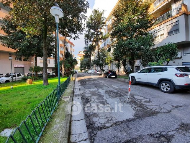 Box/posto auto in residenziale in Via Nuova San Rocco 95