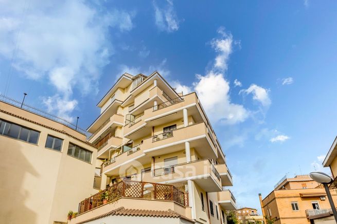 Appartamento in residenziale in Via di Casal del Marmo 496 F