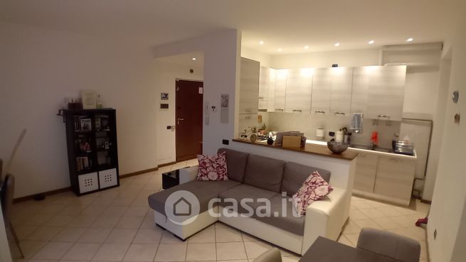 Appartamento in residenziale in Viale Italia 36