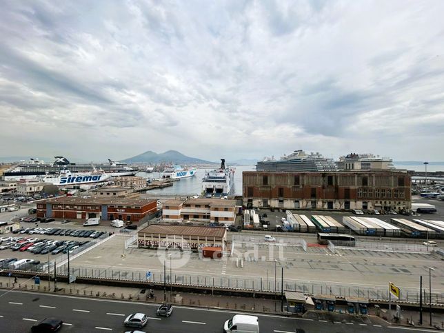 Ufficio in commerciale in Vico II San Nicola alla Dogana