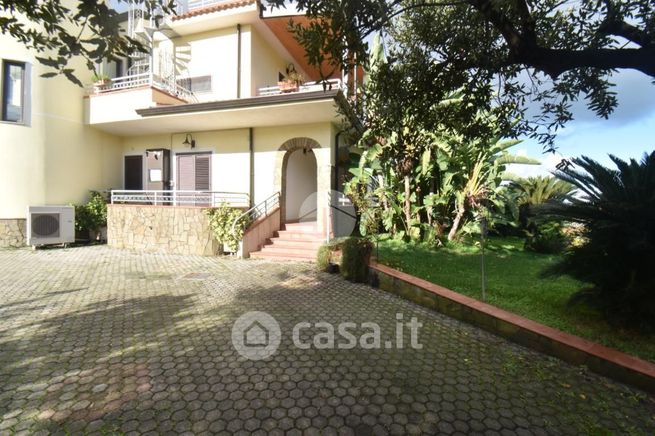 Appartamento in residenziale in Via Marrota