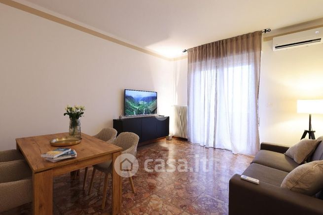 Appartamento in residenziale in Via Emilia Est 181