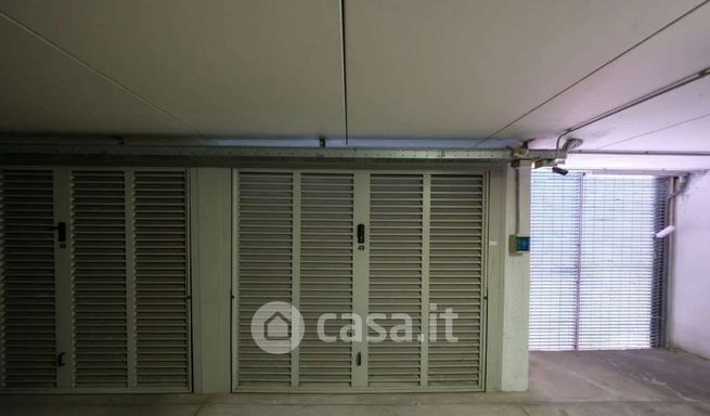 Box/posto auto in residenziale in Viale Monza