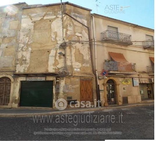 Appartamento in residenziale in Via Crucillà 1