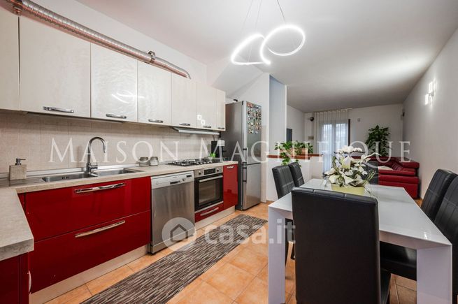 Villetta a schiera in residenziale in Via Olindo Bottazzi