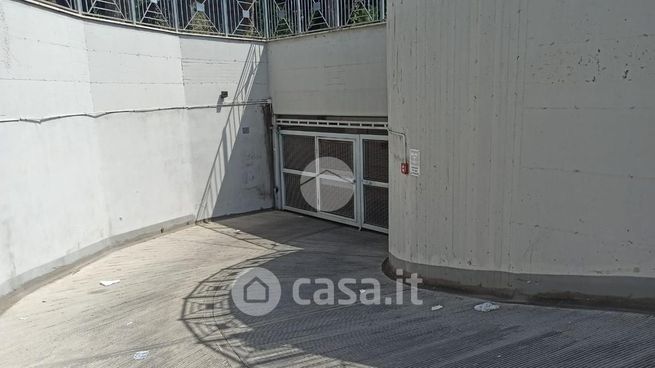 Box/posto auto in residenziale in Piazza Antonino Cascino