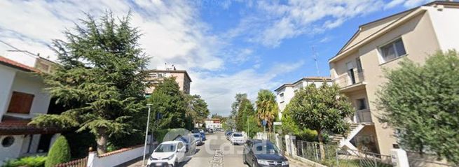 Appartamento in residenziale in Viale Giuseppe Miraglia