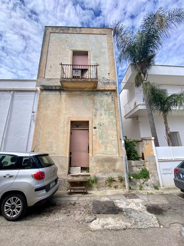 Appartamento in residenziale in Via Dante Alighieri 18